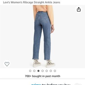 Levi's Women's Ribcage Straight Ankle Jeans- SIZE 25, light indigo